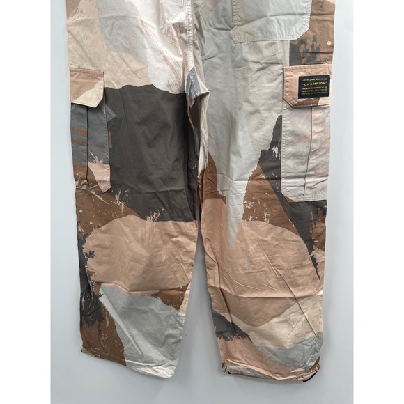 NWT Zumiez Champion Eco Camo Parachute Pants Men's Medium Natural 100% Cotton - Picture 6 of 15